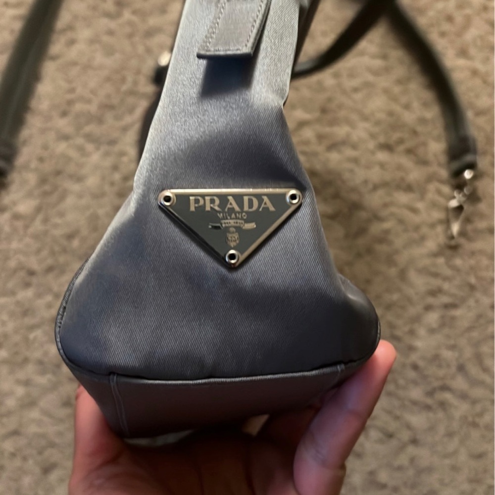 Prada handbag,has extra strap,in great condition,authentic